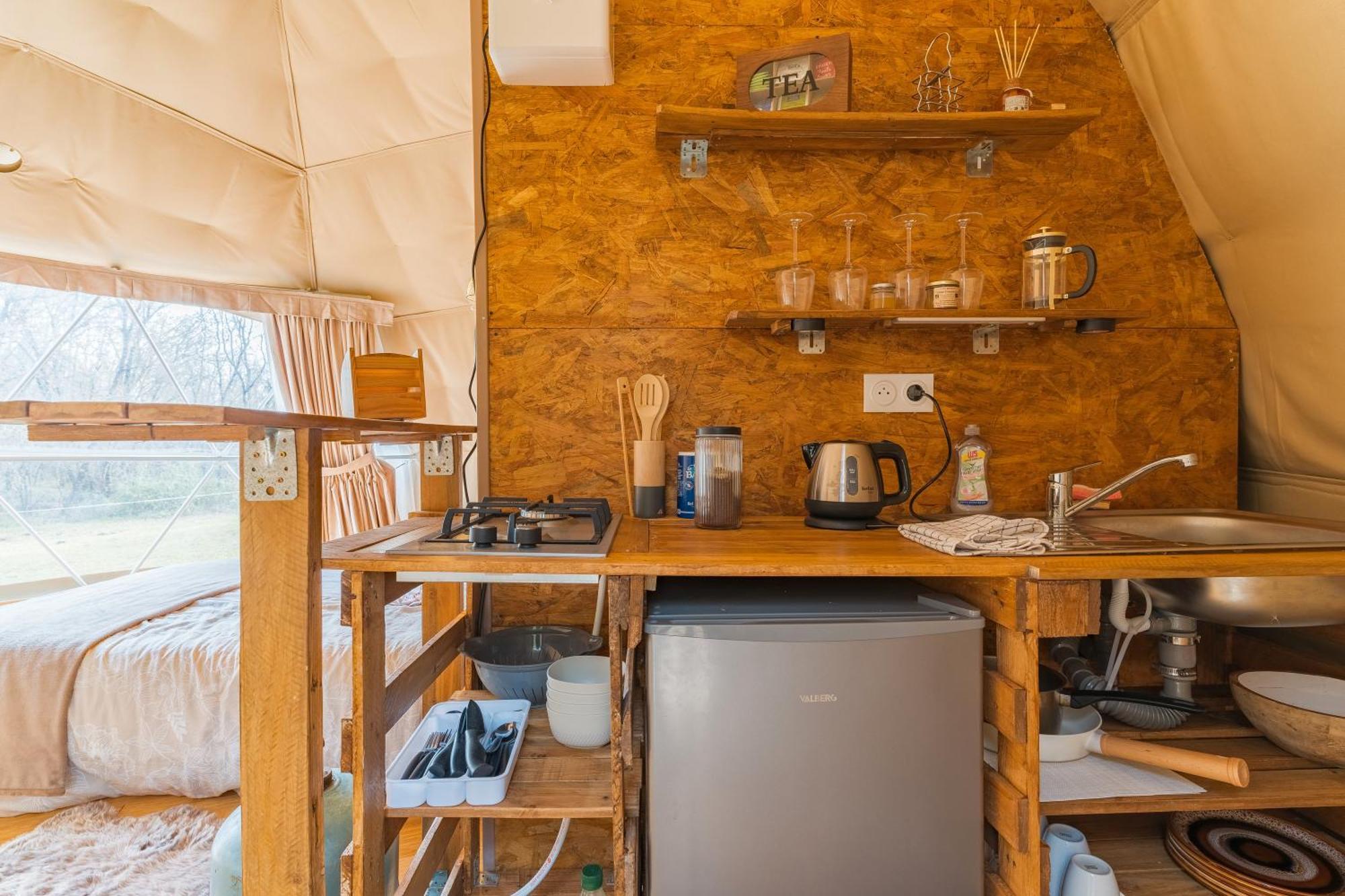 La Cabane Aux Chevaux Varages Extérieur photo